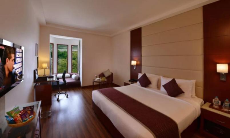 Paramount Hotell Jaipur Exteriör bild