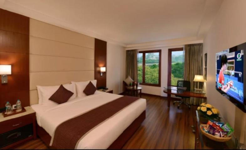 Paramount Hotell Jaipur Exteriör bild